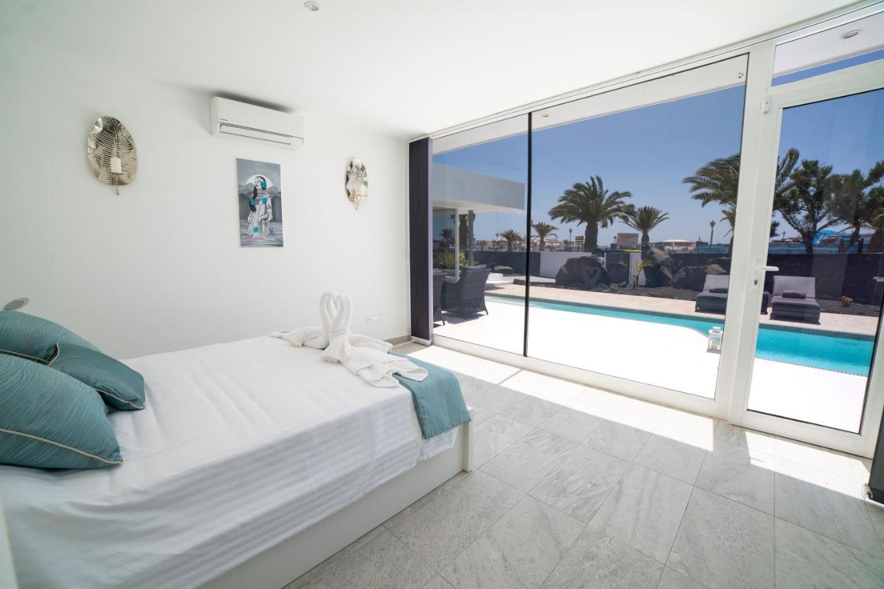 Valhalla Villa Playa Blanca  Exterior photo